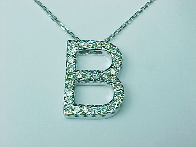 14K GOLD DIAMOND LARGE INITIAL 'B' NECKLACE