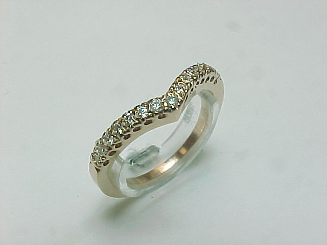 14K GOLD DIAMOND STACKABLE RING